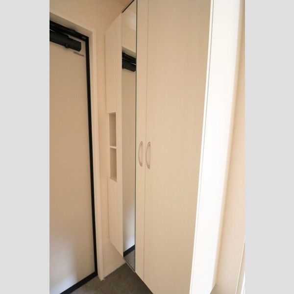 クレール 玄関のシューズボックス