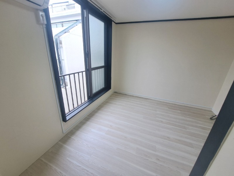 泉屋ビル3階 寝室