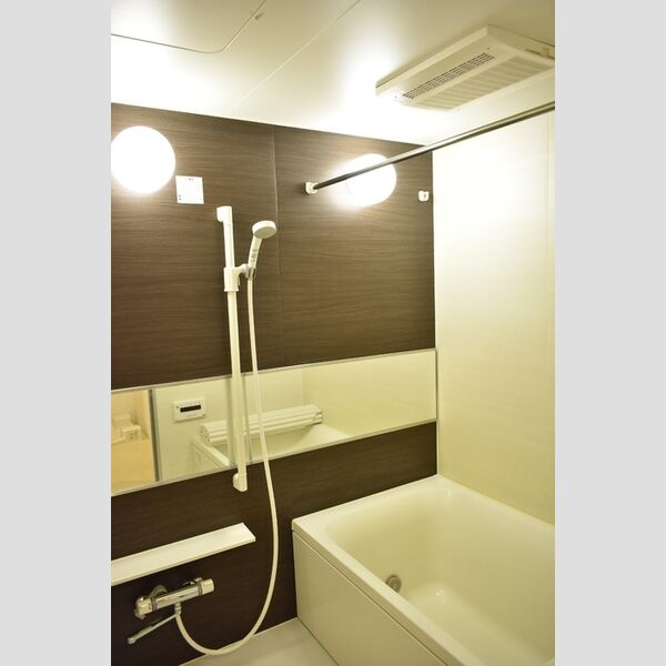 エルフローレ406号室 浴室