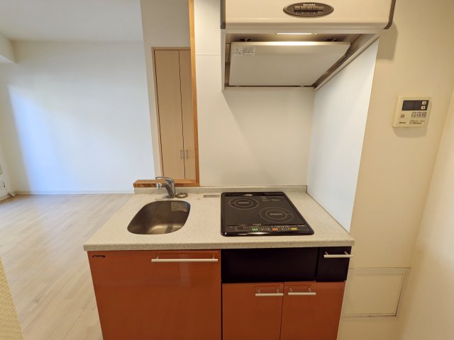 ガーデン代々木八幡104号室 キッチン