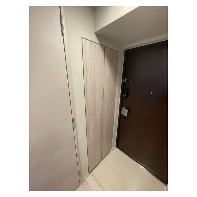 ブランシエスタ荻窪0203号室 玄関