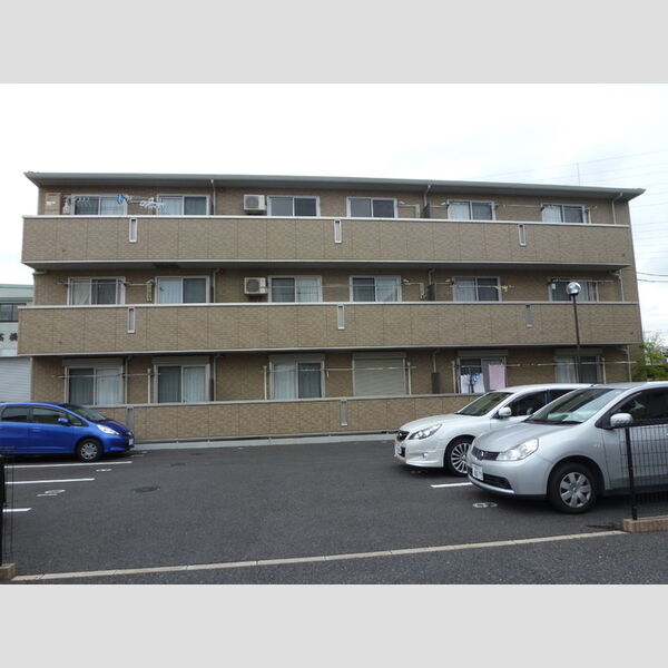 グランシャリオ　Ⅱ 駐車場