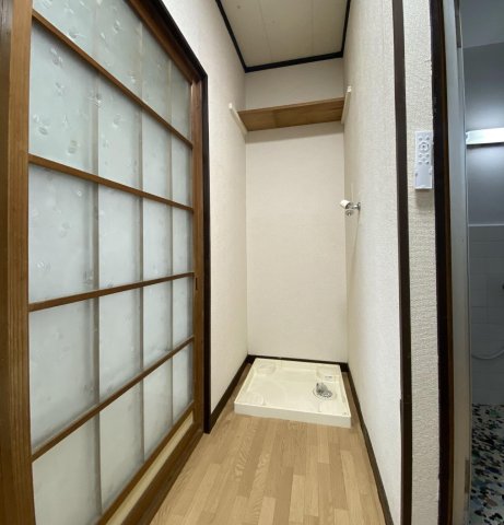 ルフェーレ津田沼 室内洗濯機置き場設置で２台使用