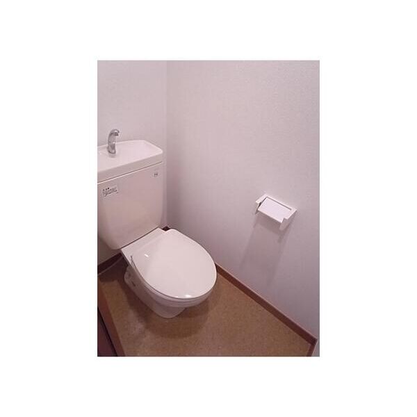 フォトン尾山台105号室 トイレ