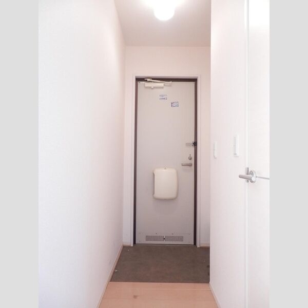 Momo House Ⅱ101号室 玄関