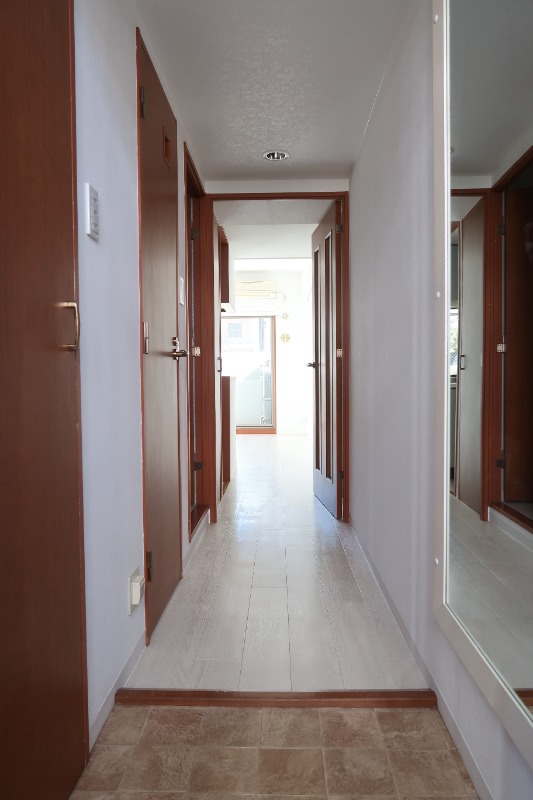 プルーシオス朝霞台2階 玄関