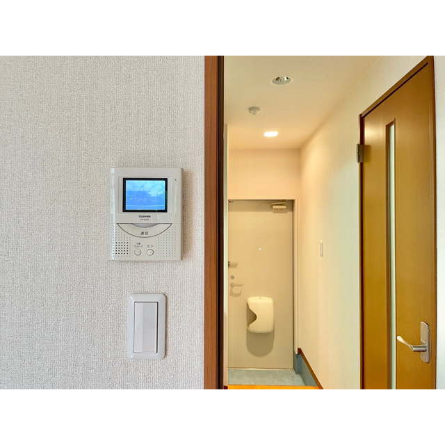 クラウンハイツⅠ105号室 ☆TVモニター付インターホン