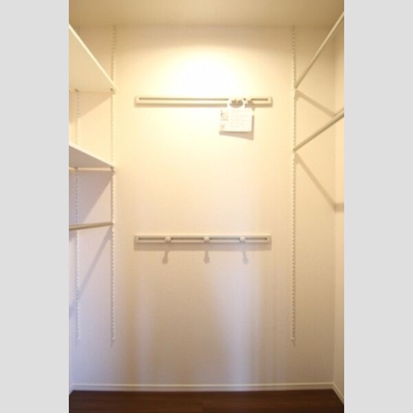 エスポアール東大宮 ワンステップクローゼット