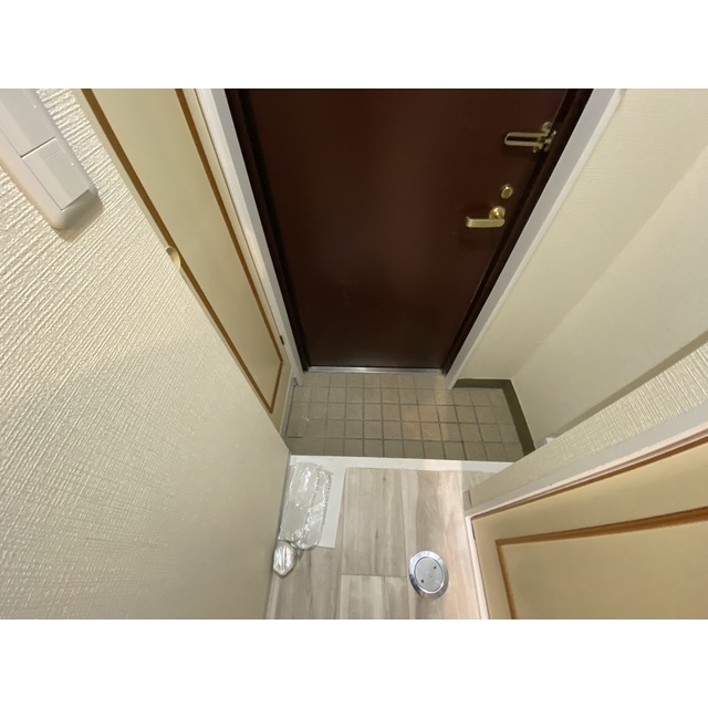 ハイツオータニ 玄関