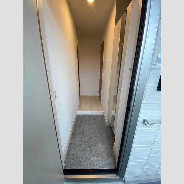 コンフォルト 玄関