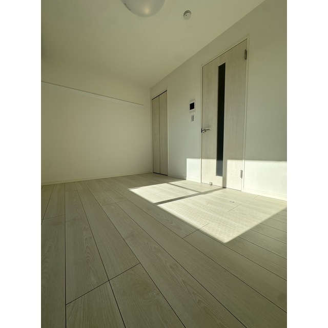 エクセラン中浦和203号室 内観