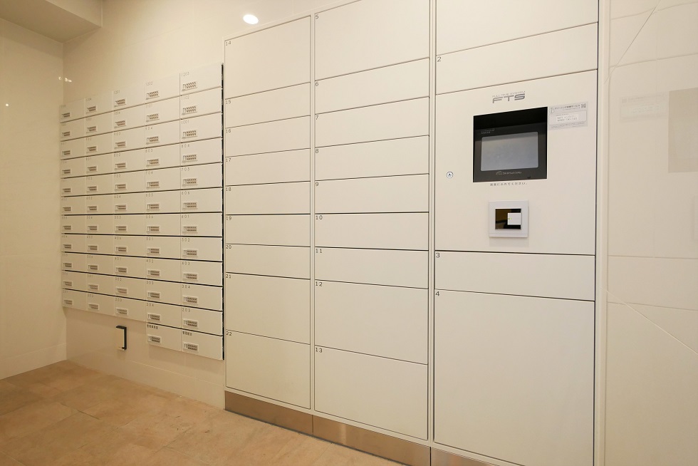 PREMIUM CUBE 両国DEUX8階 外観