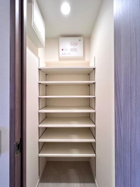 エミリブ東長崎10階 リビング