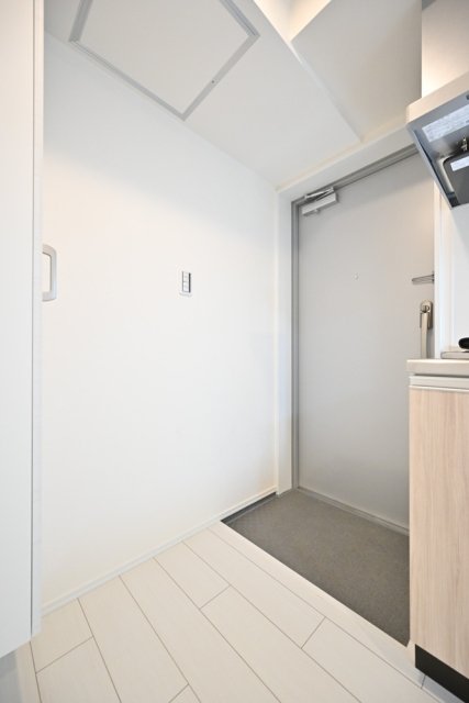 長楽町屋レジデンス4階 玄関