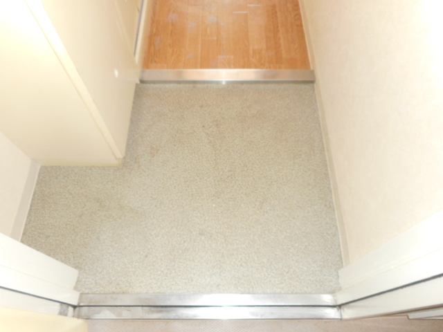 ジョイフル目黒洗足0508号室 玄関