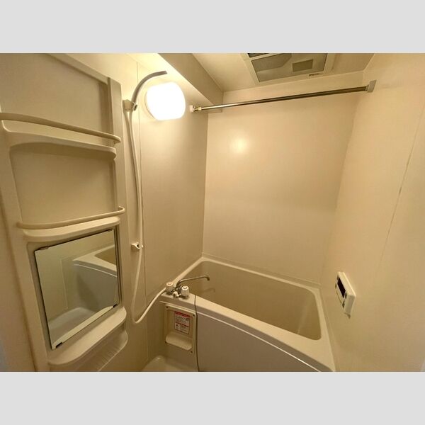 フォンテーヌ 浴室乾燥機付き