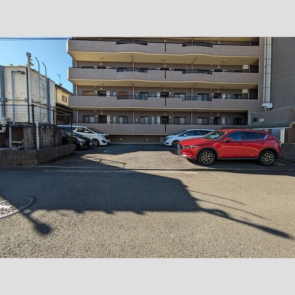 グローリーヒルズⅡ 駐車場