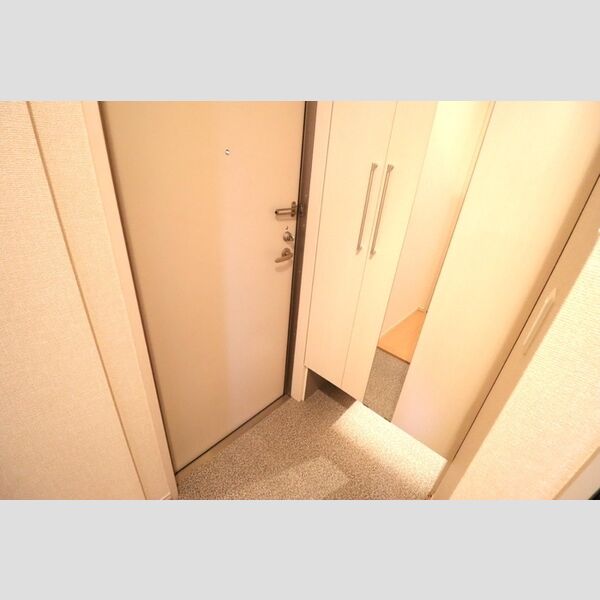 サクラテラス 玄関