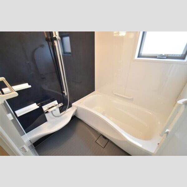 アネックス　D バス