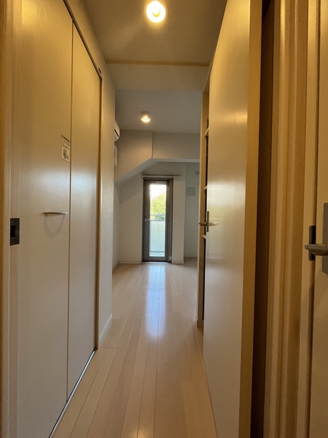 パークフロント下北沢203E号室 玄関