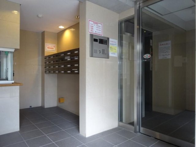 ブライズ中野中央 エントランス