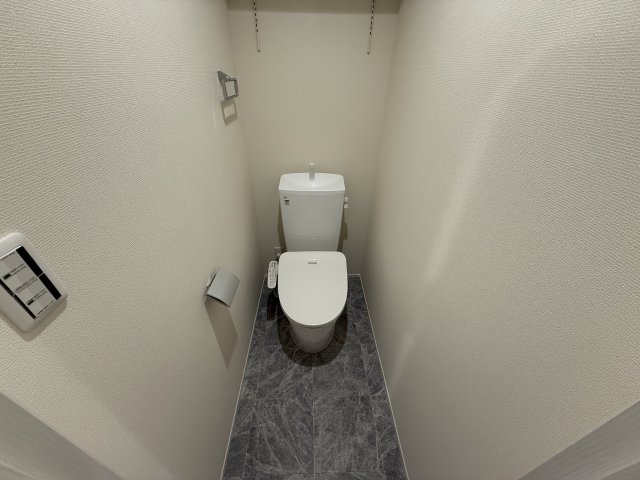 Ｍｉｌｅｓｔｏｎｅ　Ｓａｓａｚｕｋａ0205号室 トイレ