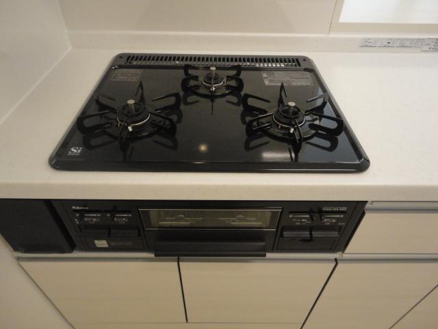 アドヴァンスコートＫ ガスコンロ3口