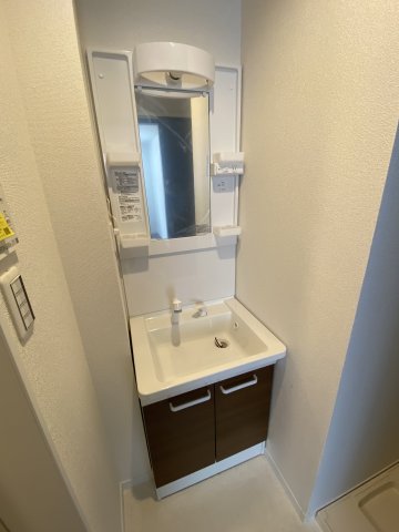 ベイルーム本町通り201号室 洗面