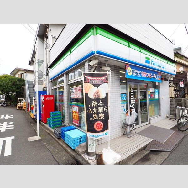 セトルフラット仲手原 ファミリーマート白幡店