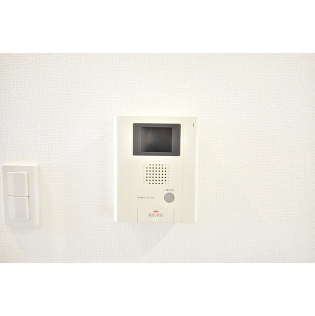 エフパークレジデンス妙蓮寺0102号室 内観