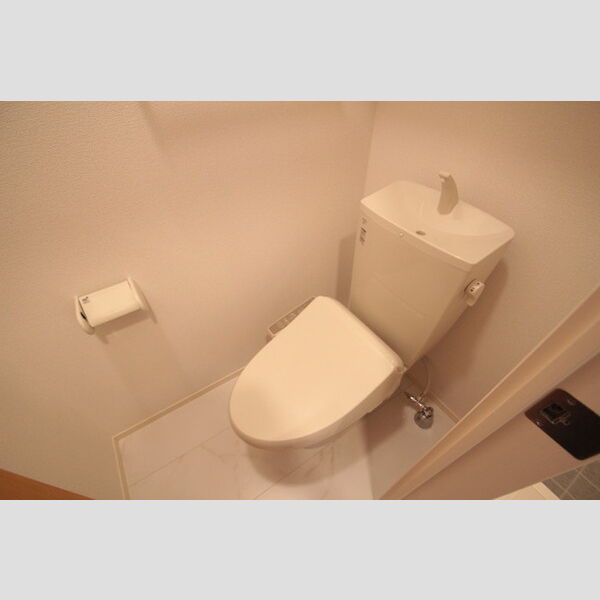 ルーチェオザワ203号室 温水洗浄暖房便座