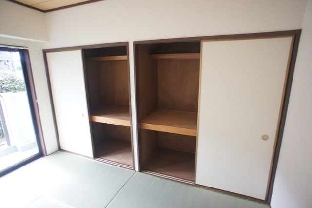 ソイ・コート幕張0105号室 収納