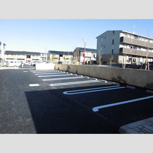 PARK　HILLS　MIYAKO　H205号室 駐車場