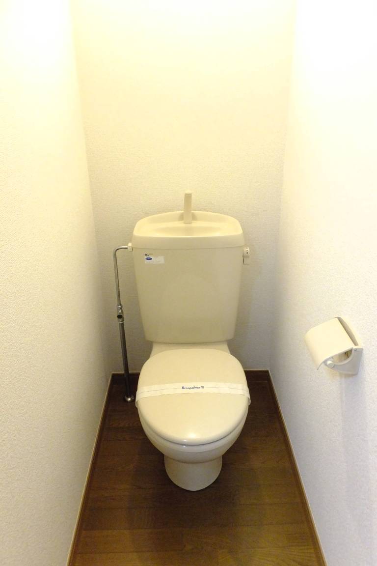 レオパレスＧＲＡＣＥⅢ102号室 エントランス