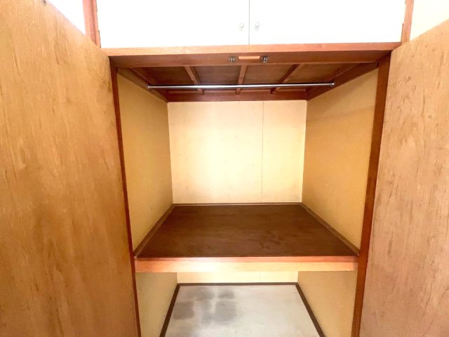 フラットソレイユ106号室 ※クリーニング前の写真です