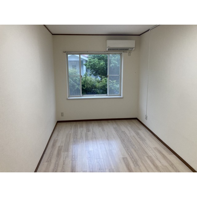 102号室