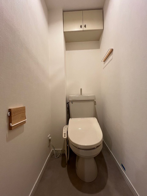 レジディア本郷菊坂プレイス4階 トイレ