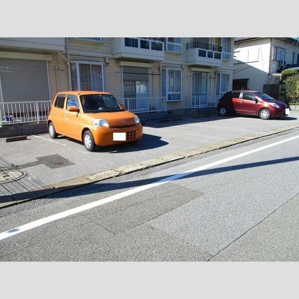 プレタメゾン　B 駐車場