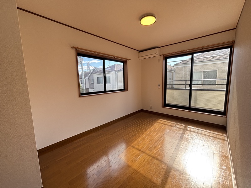 桜田2丁目戸建 内観