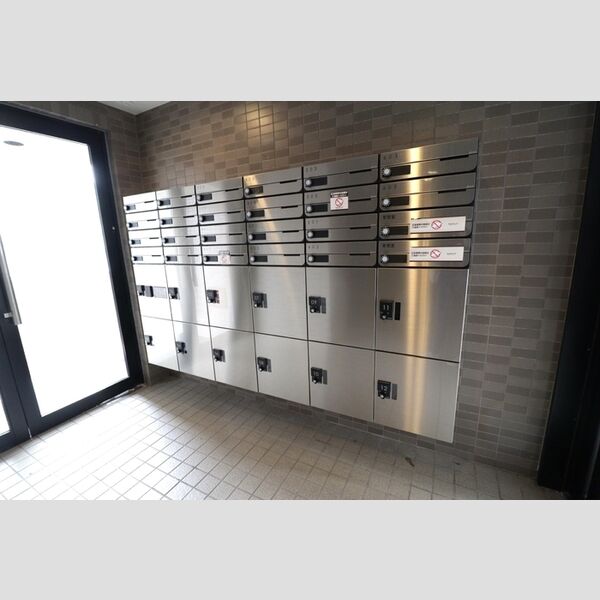 ミドルロード　壱番館 宅配BOX