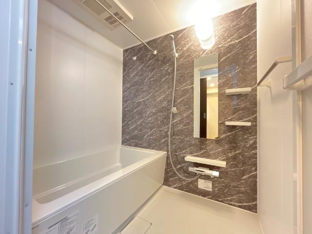 Ｇｌａｎｚ　-グランツ-105号室 バス