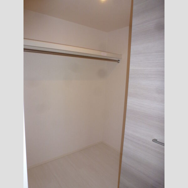 Regalo ウォークインクローゼット