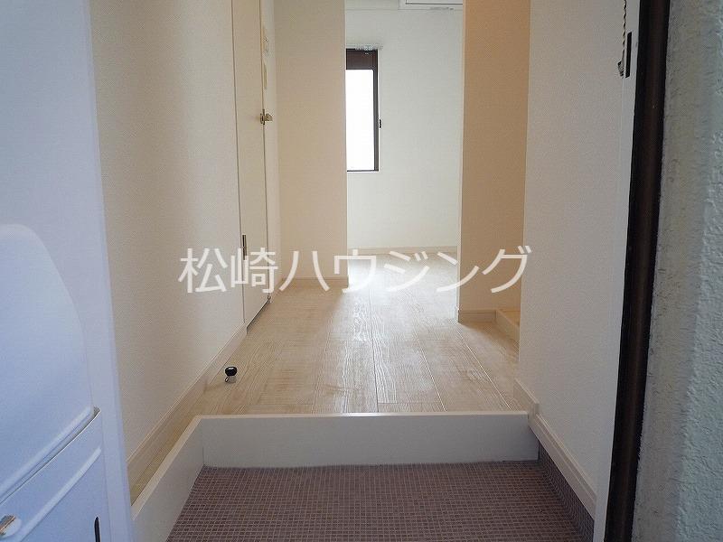ブリッジM中野 玄関