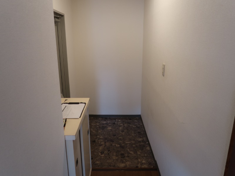 ルーエ大和田 玄関