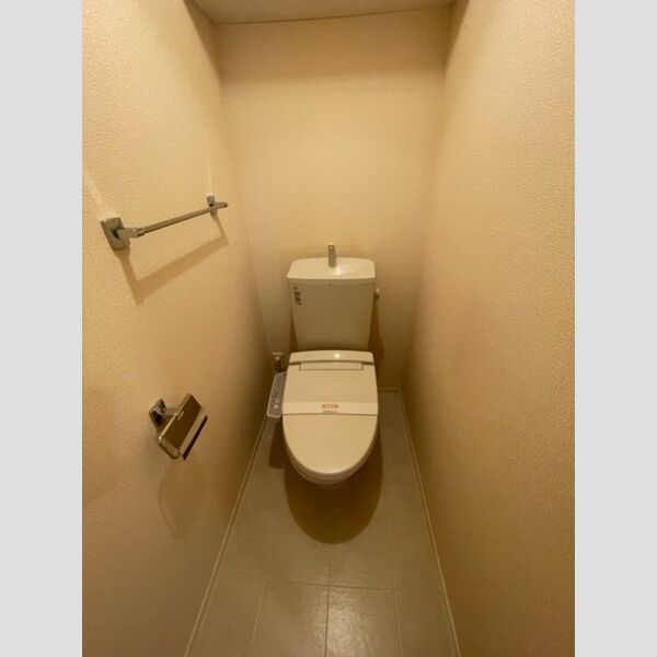 トネリコテラス　1 温水洗浄暖房便座