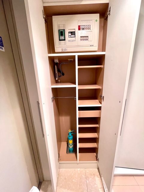 レジディア神田岩本町 収納