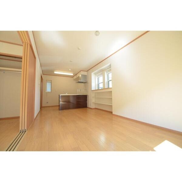 フォレストメゾン三河島101号室 リビング