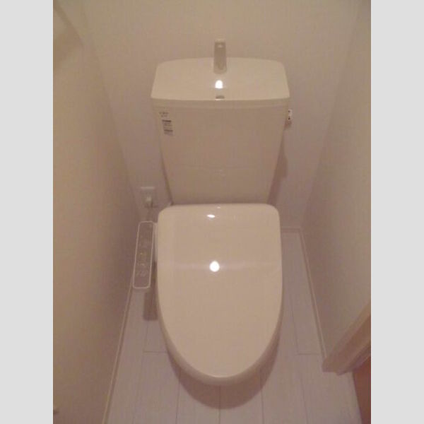 パークハイム101号室 温水洗浄暖房便座