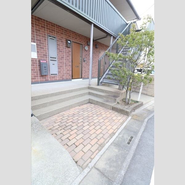 サニーフラット エントランス