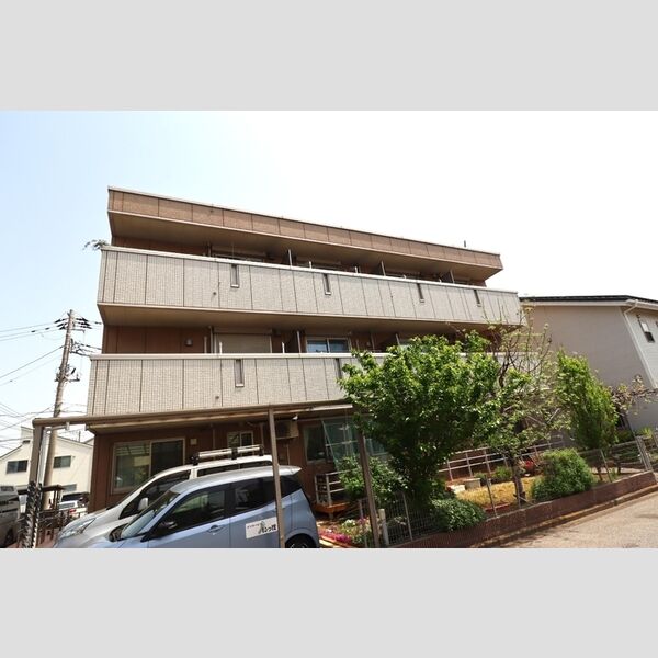 ソリエガーデン202号室 外観